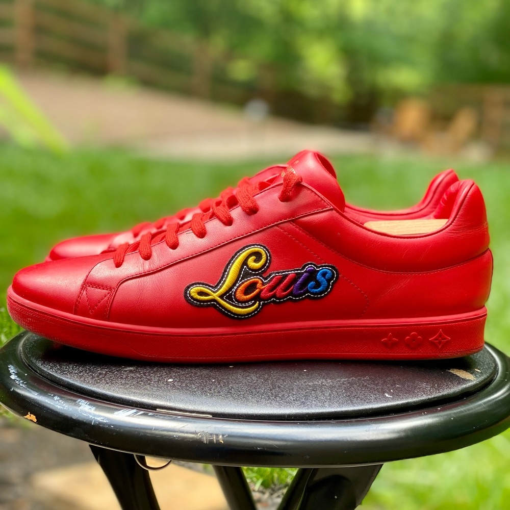 LOUIS VUITTON SNEAKERS